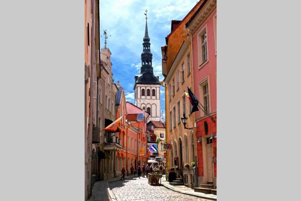 Best Location, Beautiful And Quiet Old Town Apt. Tallinn Eksteriør billede