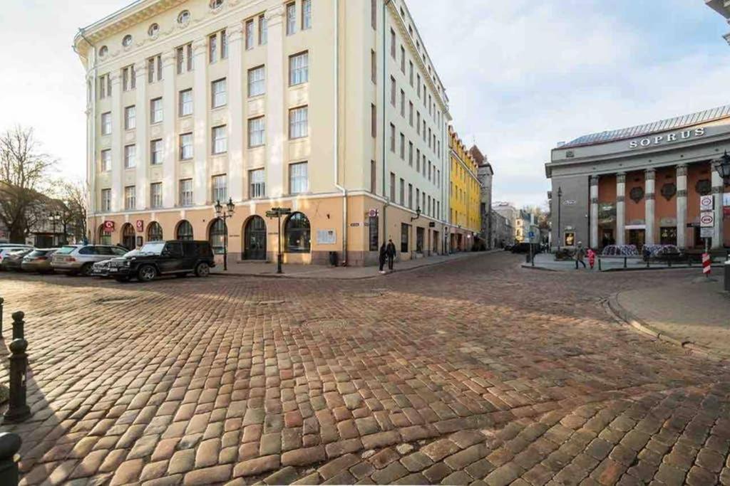 Best Location, Beautiful And Quiet Old Town Apt. Tallinn Eksteriør billede