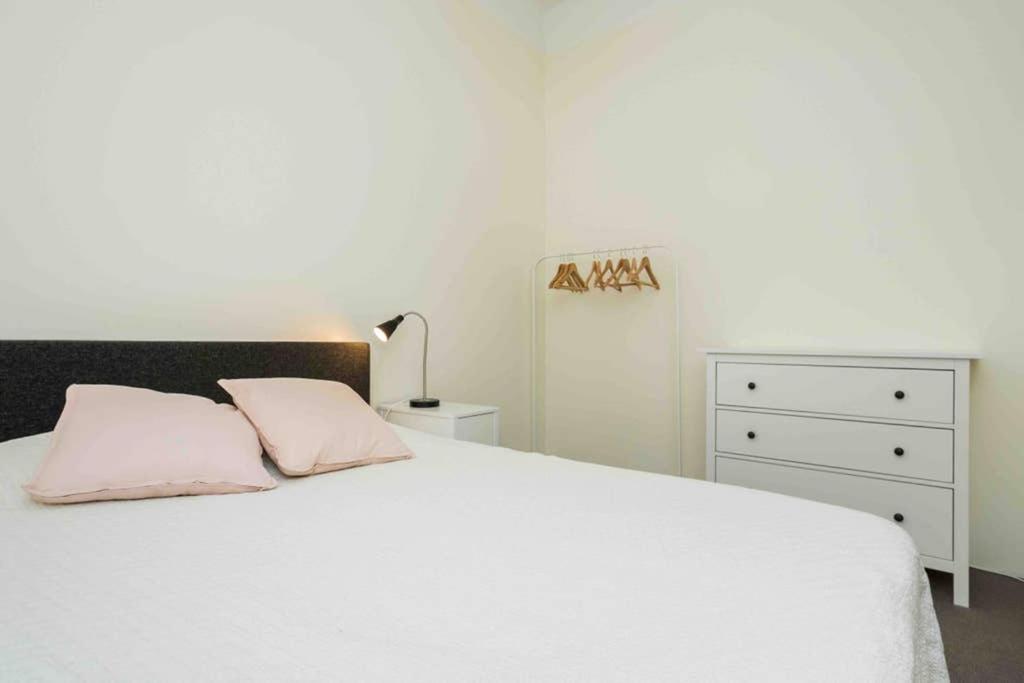 Best Location, Beautiful And Quiet Old Town Apt. Tallinn Eksteriør billede